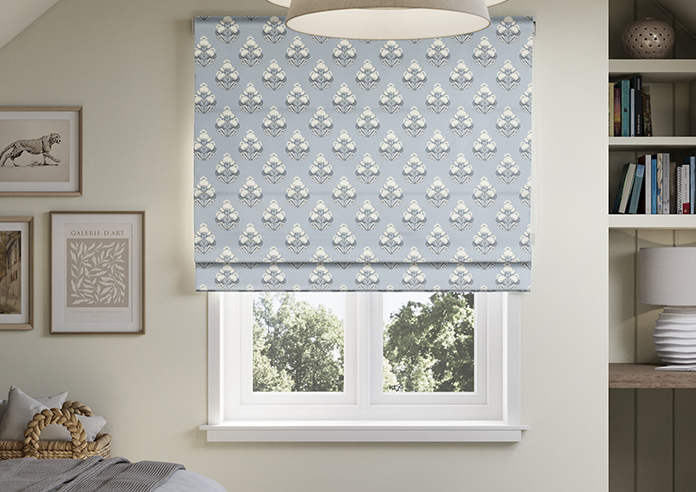 Midford, Mantels Peters - Roman Blind - Image 3